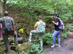 A Forrás-völgyben járunk - a víz sem akadály